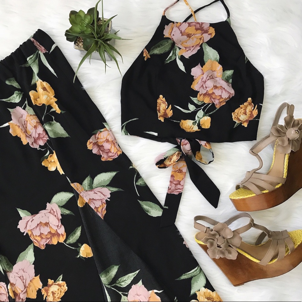 Floral Black Crop Top + Maxi Skirt Set, Side Slits - Picture 4 of 6